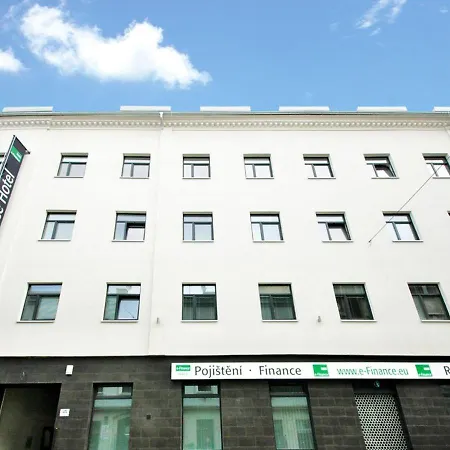 Efi Palace فندق